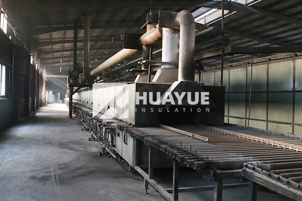 Foam Glass Insulation Production Line Foam Glass vs Fiberglass Insulation: Which Is Better for Industrial Tanks?